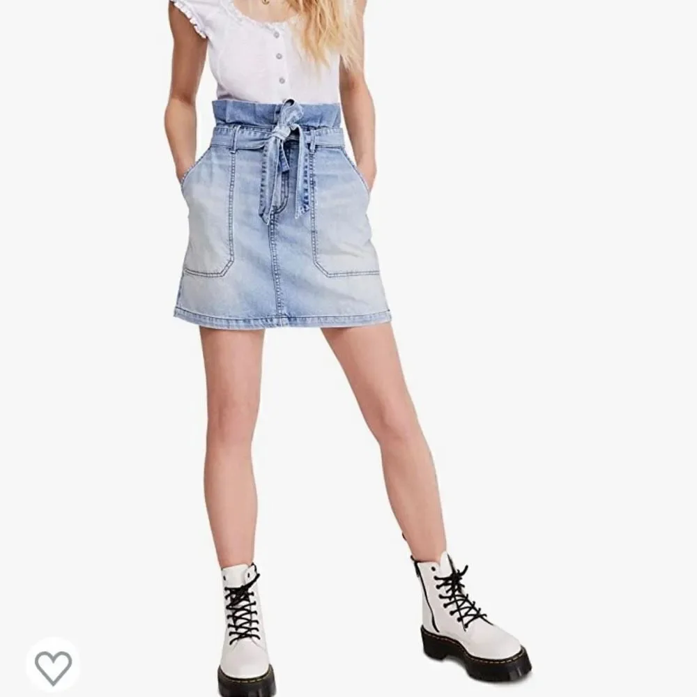 Free People Splendor in The Grass Denim Paperbag Waist Mini Skirt size 6